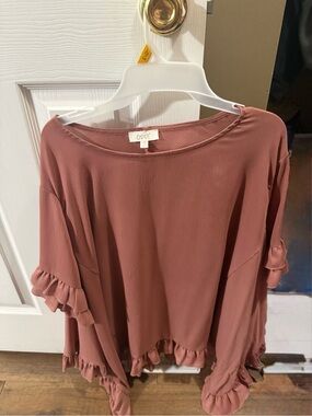 ODDY Dusty Rose Ruffle Hem short Sleeve Tunic